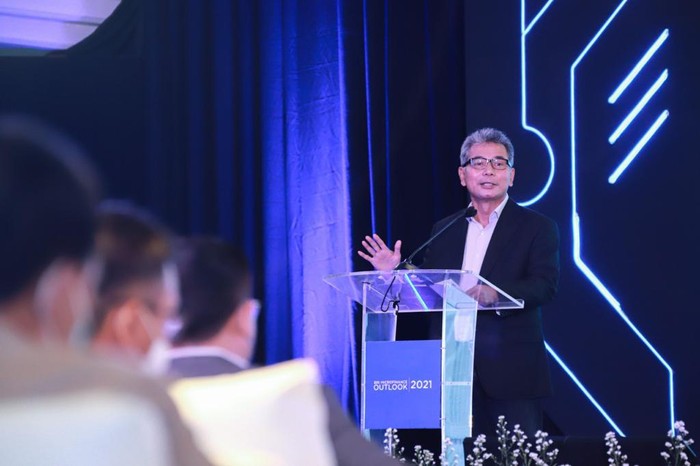 Direktur Utama BRI Sunarso mengatakan layanan bank digital & konvesional bisa berjalan beriringan demi manfaat besar untuk masyarakat.
