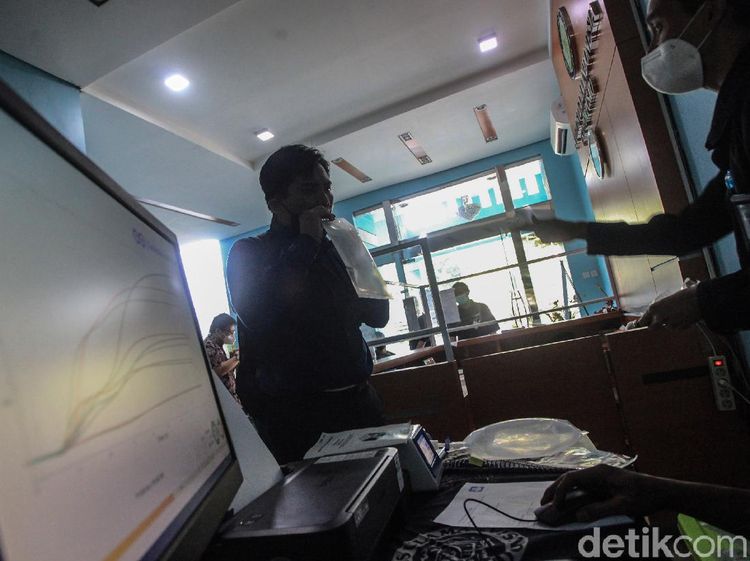 Kewajiban Tes Corona di Perkantoran
