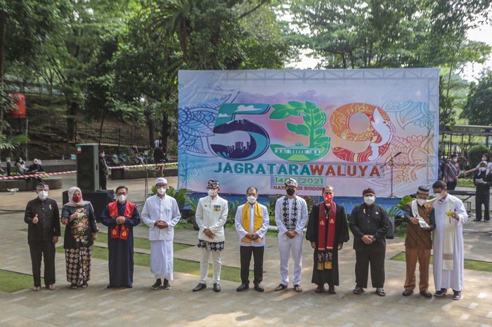 Mengusung tema Jagratara Waluya, HJB tahun ini diisi dengan doa lintas agama hingga beberapa aksi kesenian.