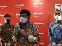 Menkominfo Johnny G Plate di Solo Luncurkan 5G