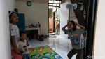 Nyaris Rampung, Rumah Panggung Kampung Melayu Mulai Dihuni