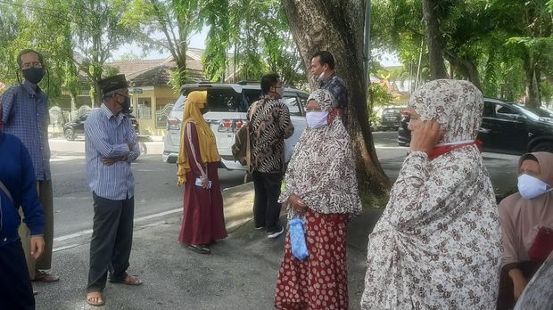 Penghuni panti jompo di Riau adukan pengurus panti karena menduga banyak bantuan masyarakat malah dijual