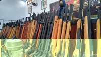 Keterangan pelaku, dia mampu memproduksi senapan angin dengan jenis kaliber 4,5mm, kaliber 5,5mm, kaliber 6,35mm, kaliber 8mm dan kaliber 9mm. Dalam Perkab no 8/2012 tentang pengawasan dan pengendalian senjata api untuk kepentingan olah raga, pada huruf 25 diatur bahwa senjata api untuk olah raga adalah senjata api, pistol angin, senapan angin atau air softgun. Kemudian di pasal 9 mengatur tentang jenis kaliber pistol angin untuk olah raga itu dengan kaliber maksimal 4,5 mm.
