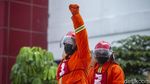 Saat Petugas Gedung DKI Uji Ketangkasan