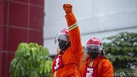 Para peserta tampak antusias mengikuti kompetisi yang bertujuan untuk mengasah kemampuan dalam melakukan pemadaman dan penyelamatan.