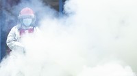 Peserta mengikuti kompetisi Fire Safety Challenge (FSC) 2021 di Kantor Dinas Penanggulangan Kebakaran dan Penyelamatan Pemprov DKI Jakarta, Rabu (1/6/2021).