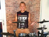 Sandy PAS Band Cerita Kenangan Manis Bersama Trisno