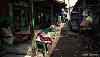 Roji sendiri belum dapat memastikan sampai kapan lockdown mikro akan diberlakukan.  