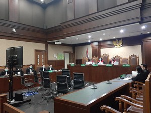 Eks Direktur Garuda Dituntut 12 Tahun Penjara di Kasus Suap dan TPPU