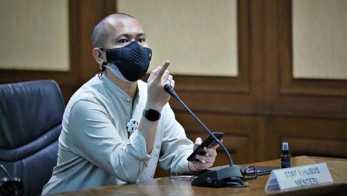 Staf Khusus Menteri Koperasi dan UKM Bidang Pemberdayaan Ekonomi Kreatif, Fiki Satari