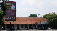 Baliho besar imbauan kepada masyarakat terpasang di kawasan alun-alun Simpang Tujuh, Kudus.