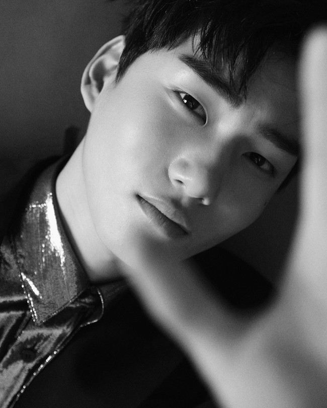 Tang Joon Sang memulai debut aktingnya di umur 7 tahun. Ia telah membintangi sejumlah pertunjukan Teater seperti Billy Elliot, Les Miserables, dan terbaru Kinky Boots. Foto: dok. Instagram t_js0813