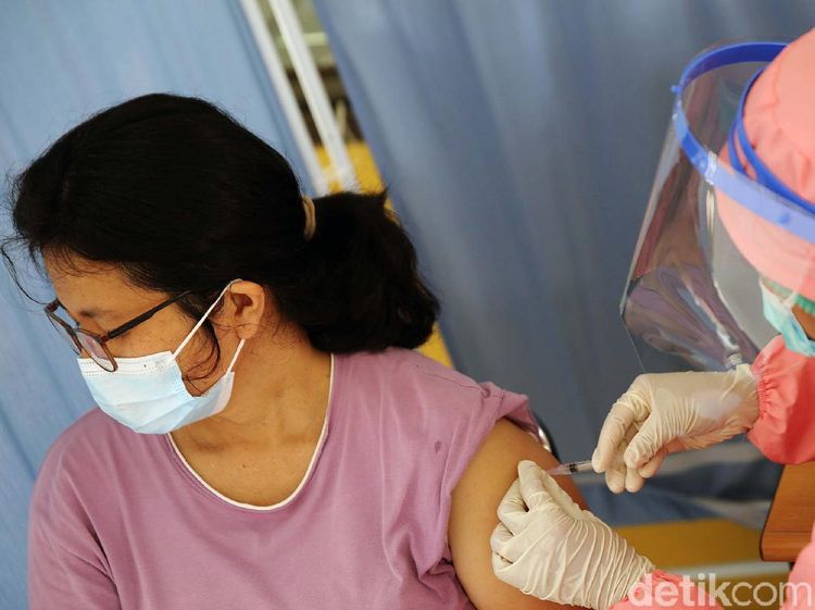 2,5 Juta Warga Jakarta Telah Divaksin Tahap 1