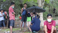Para warga Rohingya yang terdampar di kawasan Aceh itu terdiri dari pria dan wanita serta anak-anak.
