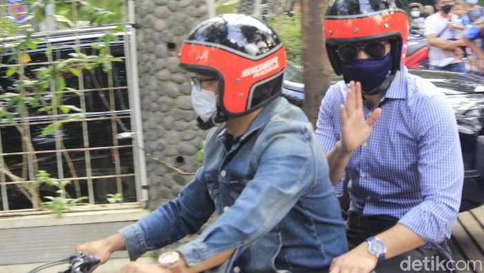 AHY dan Ridwan Kamil bertemu di Bandung sambil boncengan
