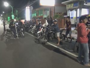 Panik Dirazia, Pelaku Balap Liar di Makassar Kocar-kacir Hingga Jatuh