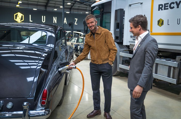 David Beckham beli saham Lunaz Group