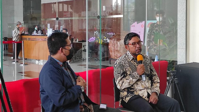 Giri Suprapdiono (kanan)/Azhar-detikcom