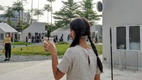 Tak sekadar menjadi spot nongkrong, di tempat ini, kamu dapat mengajak teman-teman atau komunitas kreatif berkumpul bersama. Suasana yang teduh serta fasilitas kreatif yang mendukung, membuat Kumulo menjadi destinasi yang tepat untuk menggali potensi serta inspirasi berkreasi.   