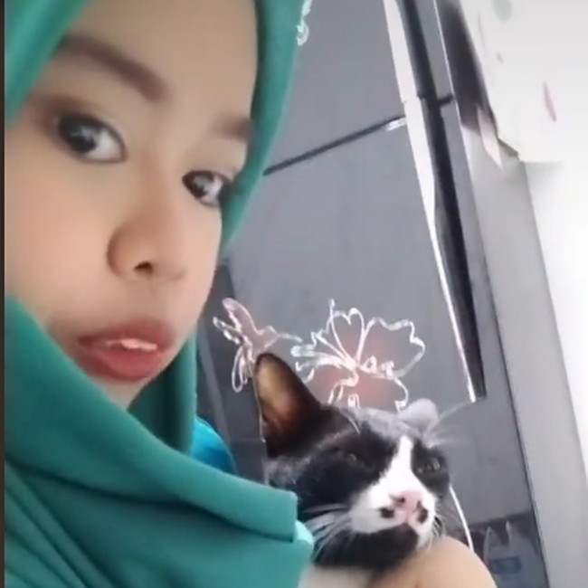 Sejumlah netizen memberikan pujian untuk penampilan wanita bertubuh mungil itu. Namun ada pula yang mengkritiknya karena Kekeyi dinilai mengubah bentuk yang sudah diciptakan tuhan. Foto: dok. Instagram