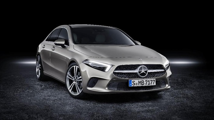 Mercedes-Benz A 200 Sedan Progressive Line