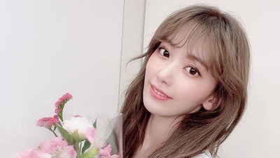 Miyawaki Sakura Lebih Cocok Rambut Panjang atau Pendek?