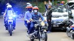 Momen AHY-Ridwan Kamil Boncengan Naik Motor di Bandung
