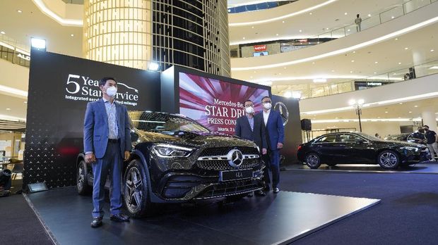 Peluncuran dua mobil baru Mercedes-Benz di Indonesia, yakni A 200 Sedan Progressive Line dan GLA 200 AMG Line, Kamis, (3/6/2021).