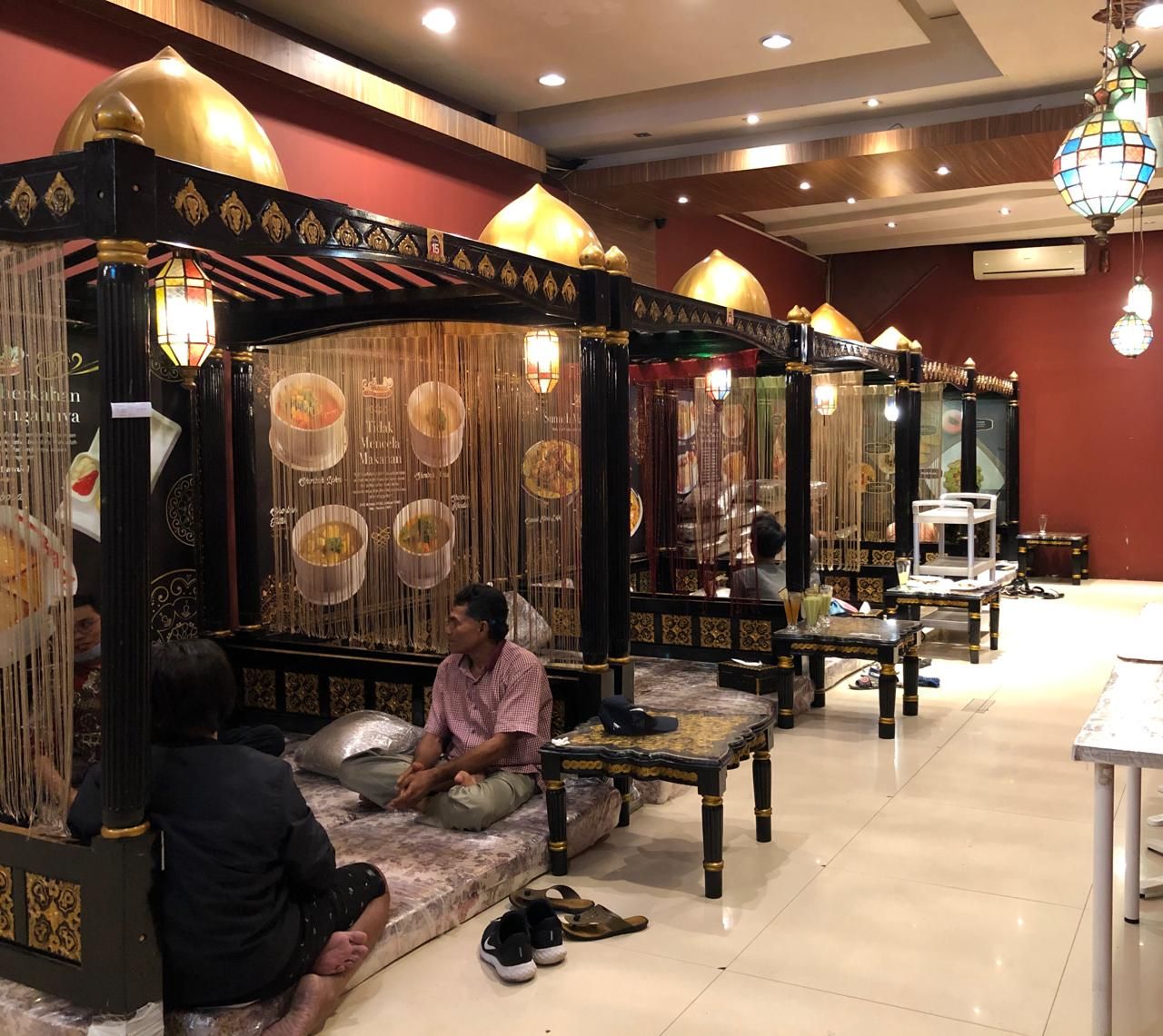 Ajwad Resto Milik Ustaz Khalid Basalamah