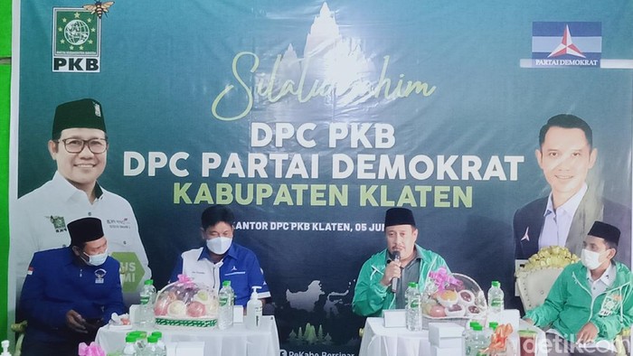 Foto Muhaimin-AHY disandingkan di Klaten, 5/6/2021