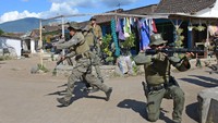 Letkol Marinir Supriyono mengatakan, materi yang dilatihkan meliputi taktik perang kota seperti pemantapan latihan tanda-tanda visual dalam patroli, teknik melintasi bangunan, serta tehnik penyerangan pemukiman dan kota.