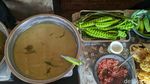 Makan Sayur Lodeh dan Urap Daun Pepaya Sedap di Kuningan