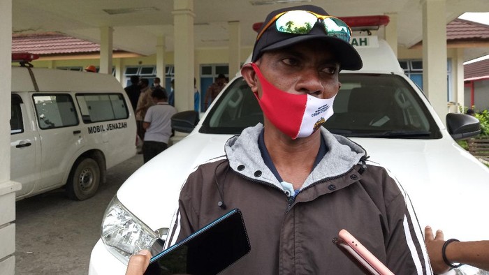 Perwakilan dari kerukunan Alor Domikus Kaesia