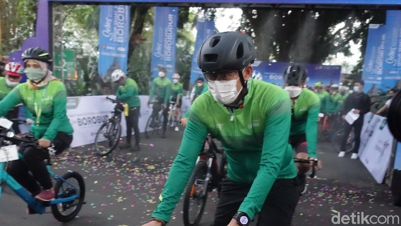 Sandiaga Uno gowes di Hidup Sehat Series 2021 Sandiaga Uno gowes di Hidup Sehat Series 2021