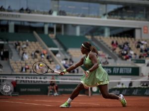 Serena, Medvedev Tiba di Babak 16 Besar Prancis Terbuka 2021