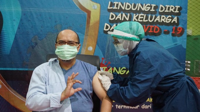 Daihatsu Lakukan Vaksinasi pada Karyawan
