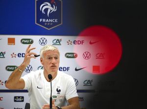Respons Nyelekit Deschamps ke Mourinho yang Jagokan Prancis di Euro 2020