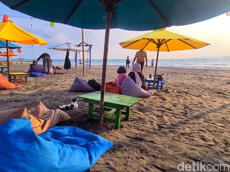 Eksotisme Sunset Ala Bali Ini Ada di Sukabumi Lho