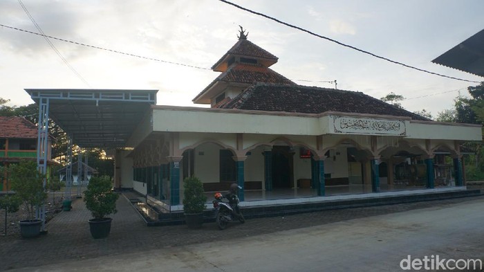 Masjid Jami Baitul Muminin atau Masjid Grogol, Demak.