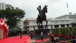 Potret Akrabnya Mega-Prabowo Resmikan Patung Bung Karno