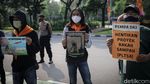 Aksi Damai Menuntut Hak Lingkungan Hidup di Balai Kota DKI