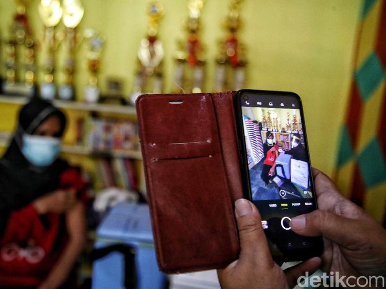 Antusias Warga Koja Ikut Vaksinasi COVID-19