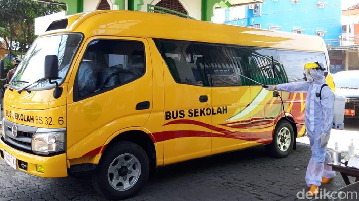 Asrama Haji Donohudan, Ngemplak, Boyolali menjadi tempat isolasi terpusat pasien Corona di Jawa Tengah.