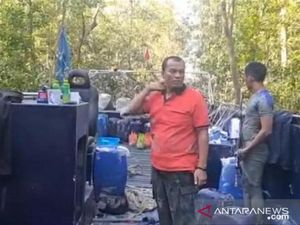 Kapal Hantu Berhasil Dievakuasi dari Lumpur Hutan Bakau, ABK Masih Diburu