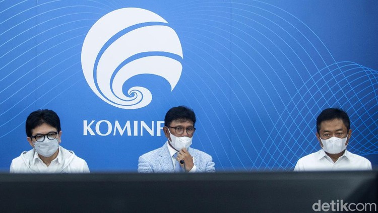 Kementerian Komunikasi dan Informatika beserta Telkom Indonesia menggelar konferensi pers soal gangguan internet di Jayapura pascaputusnya kabel laut.