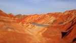 Indahnya Gunung Pelangi di Zhangye China