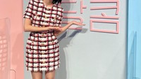 Chae Soo Bin adalah seorang aktris cantik asal Korea Selatan yang kerap memukau berkat aktingnya. Ia sering membintangi drama Korea, kini ia berlaga dalam film Sweet and Sour bersama Jang Ki Young dan Krystal Jung. Foto: Instagram @soobinms