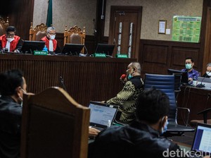 Eks Pejabat Kemensos Ini Pernah Diminta Ganti HP karena Dapat Info Disadap
