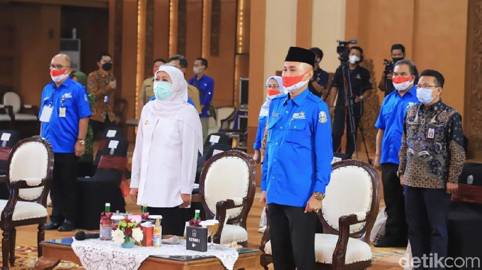Pemprov Jatim membuka Lomba Kompetensi Siswa (LKS) SMK ke XXIX tahun 2021. Kepala Dinas Pendidikan Jatim Wahid Wahyudi menargetkan, siswa SMK Jatim bisa menjadi juara umum.