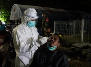 24 Orang Positif COVID-19 di Suramadu Dirujuk ke RS Lapangan Indrapura